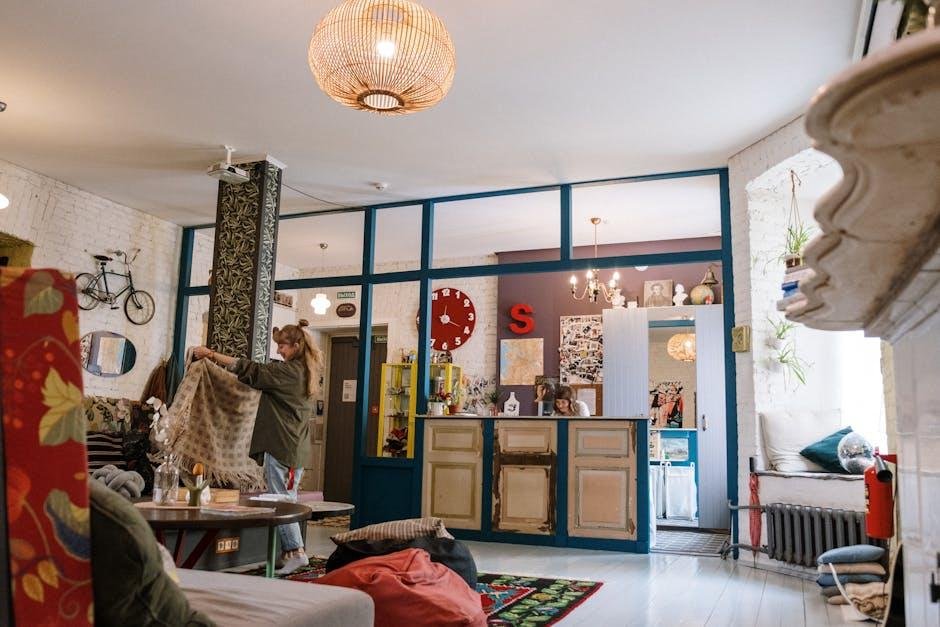 Mixing Patterns and Textures for a ‍Unique Style
